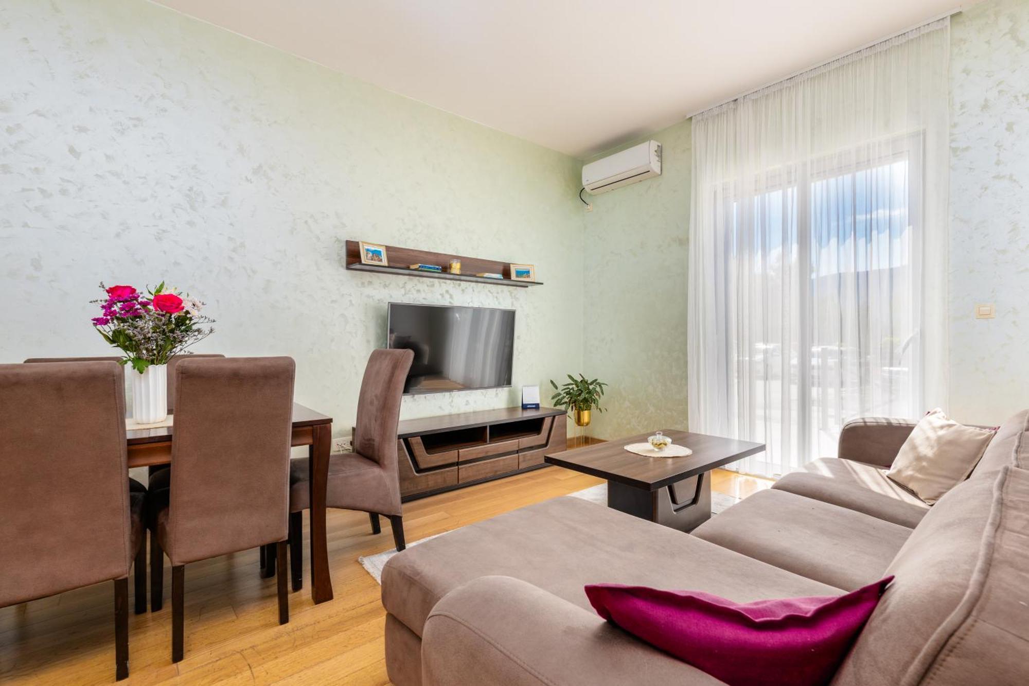 Apart Hotel M S Katunjanin Herceg Novi Bagian luar foto